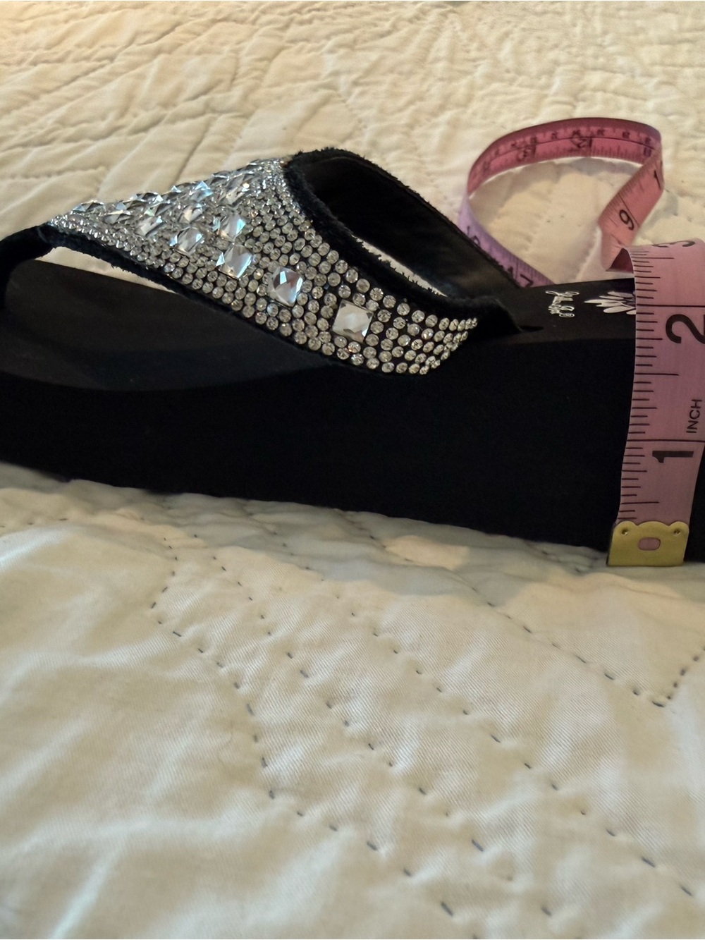 Yellow Box Black Rhinestone Wedge Thong Sandals size 7 - Picture 6 of 8